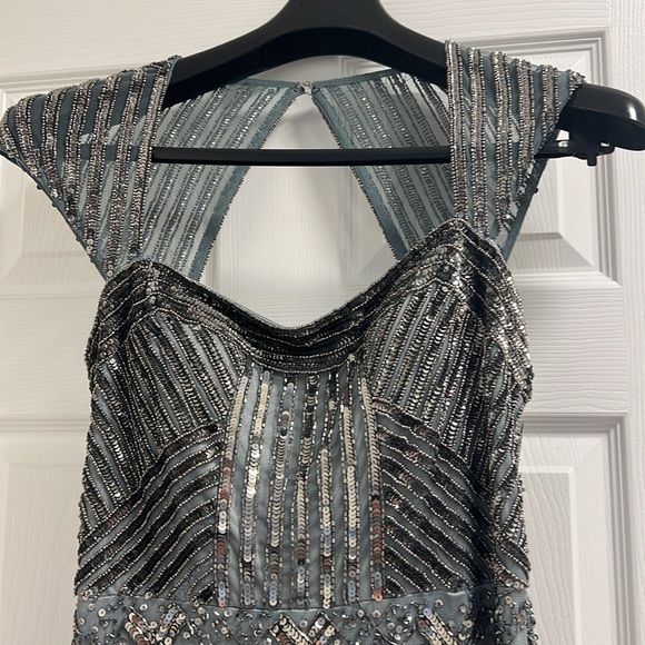 Special occasions dress - Picture 2 of 10